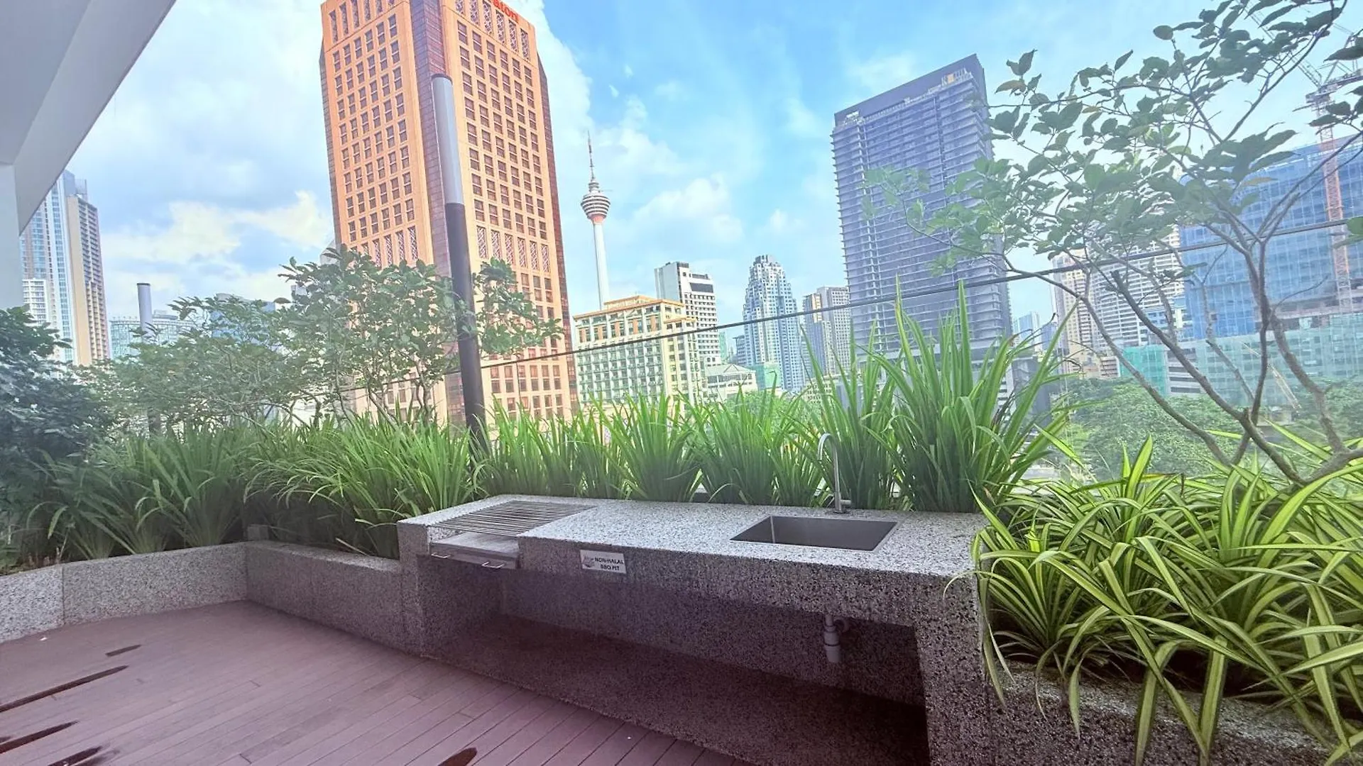 Quill Residence Suites Klcc Sunlight Kuala Lumpur Apartment